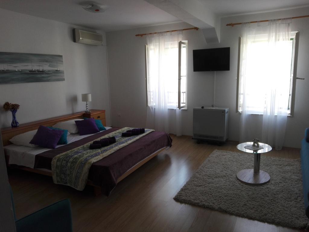 Apartman Drazin Kaštela Exterior foto
